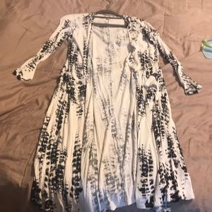 LuLaRoe size small Sarah cardigan